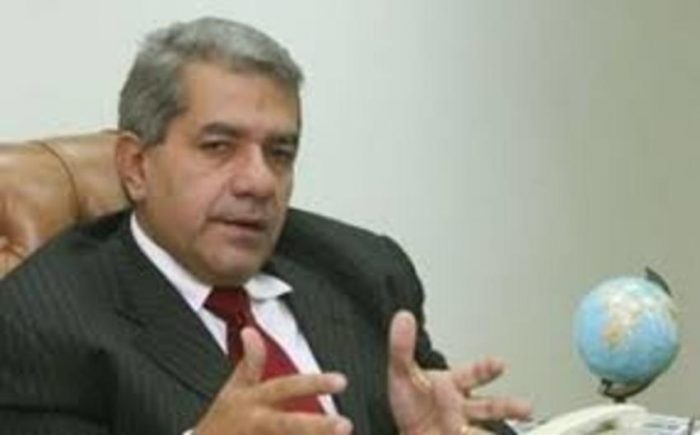 وزير المالية: . زيادة في أجور المعلمين وجميع العاملين في الدولة هذا العام