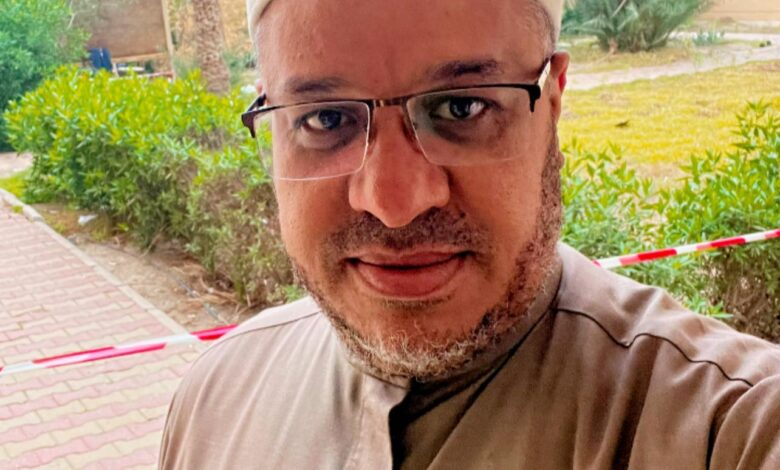 خُطْبَةُ الجُمُعَةِ القَادِمَةِ: (فَظلَّلتُ أَستَغفِرُ اللّهَ مِنها ثَلاثينَ مَرَّةً) د. مُحَمَّدُ حِرْزٍ